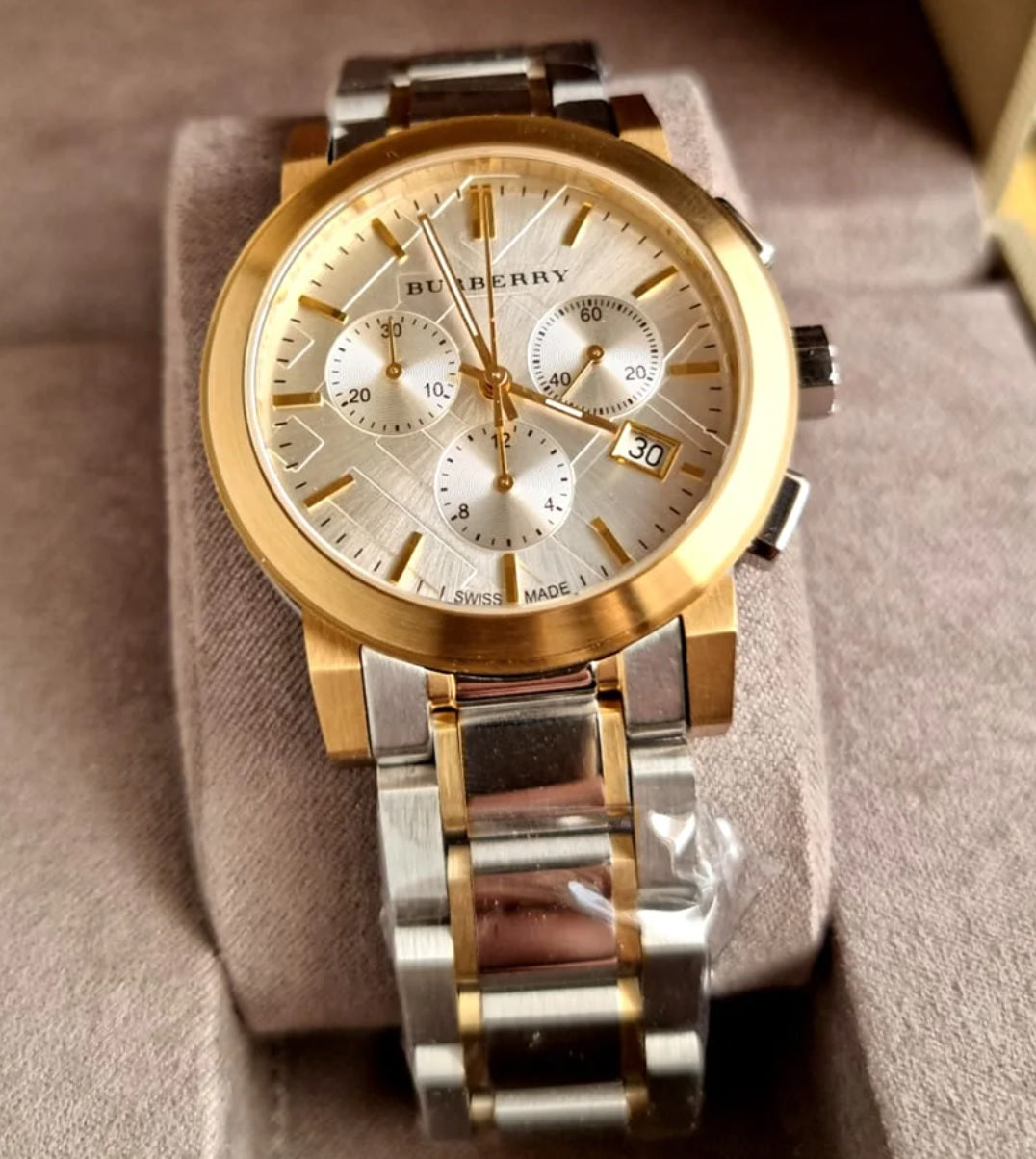Burberry BU9751 watch set with branded box