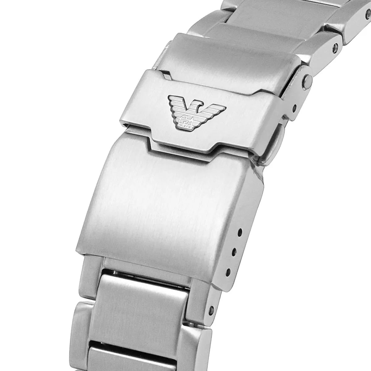 Stainless steel bracelet detail on Emporio Armani AR11338 men’s diver watch