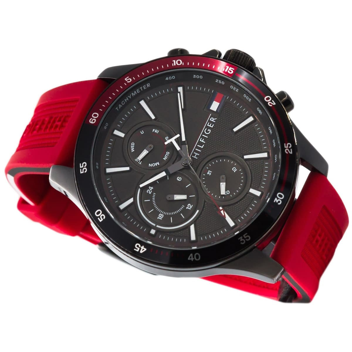 Tommy Hilfiger 1791722 men’s watch with red silicone strap and black dial