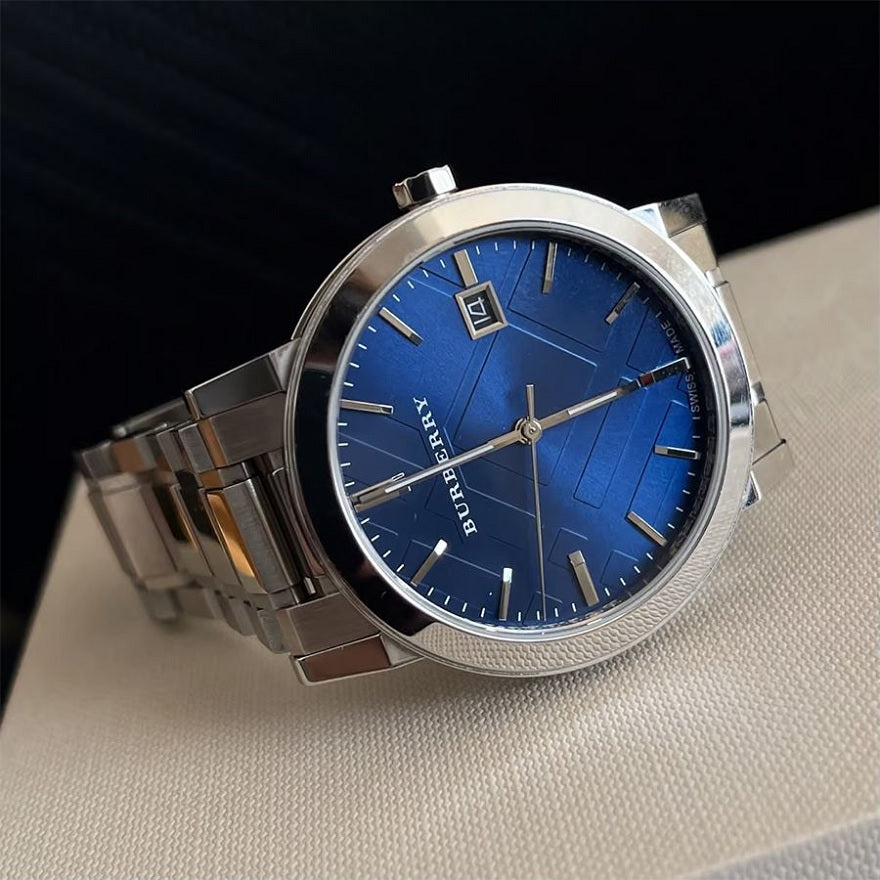 Close-up shot of blue dial on Burberry BU9031 unisex watch