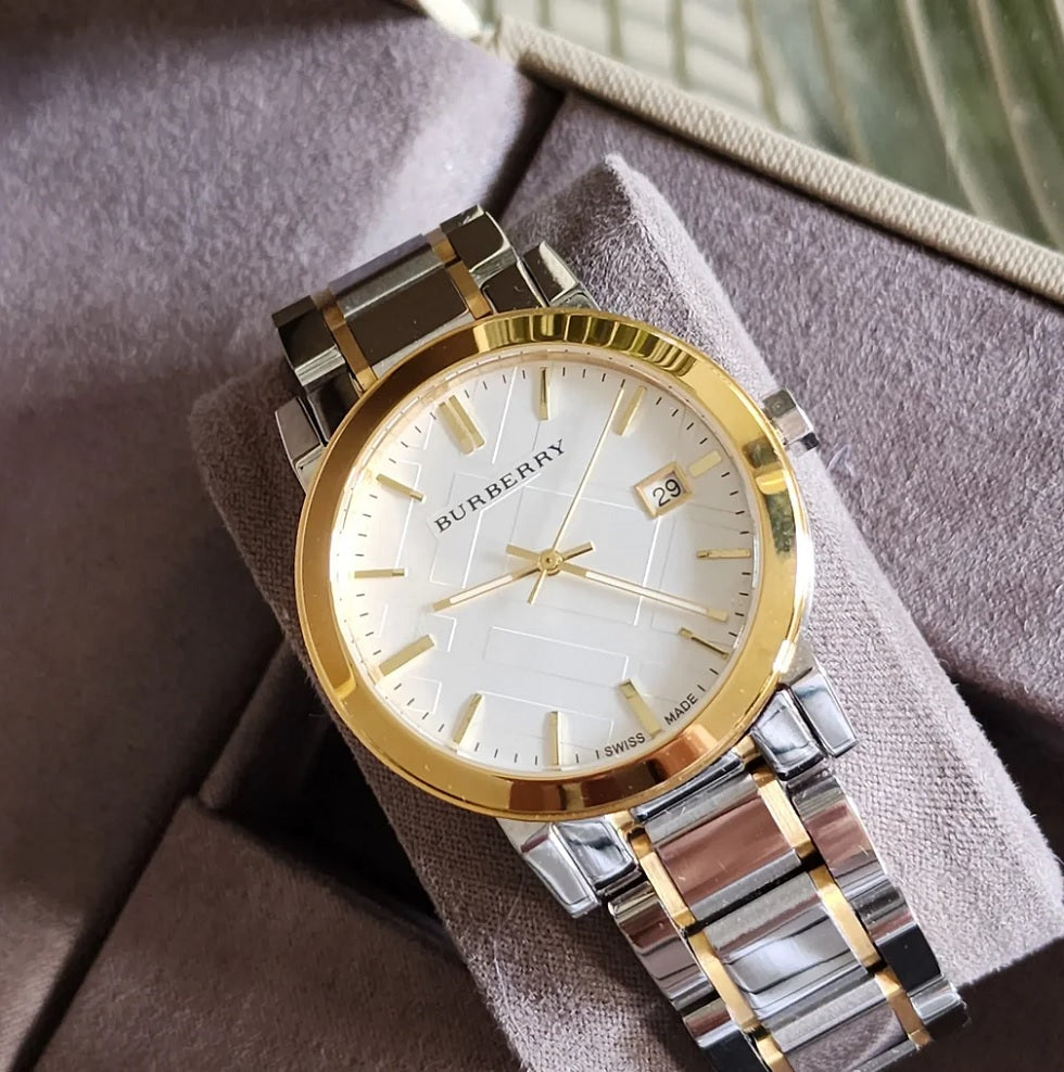 Burberry BU9115 The City women’s watch in original branded packaging and box