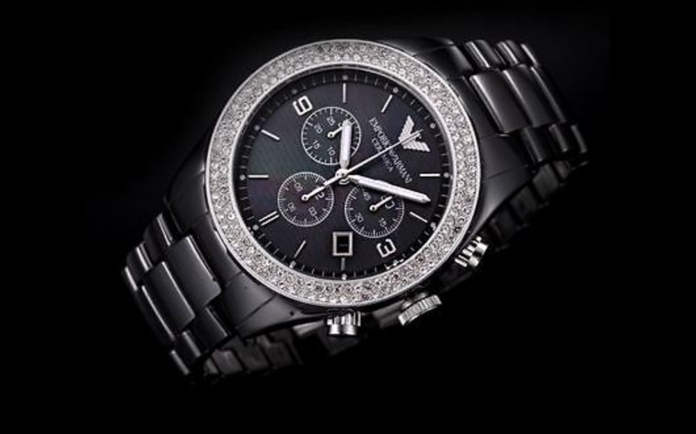 Close-up of the black ceramic strap on Emporio Armani AR1455, highlighting the polished finish