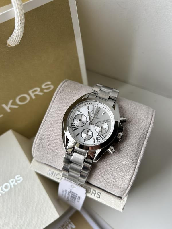 Close-up of case and lugs on Michael Kors MK6174 women's stainless steel silver watch